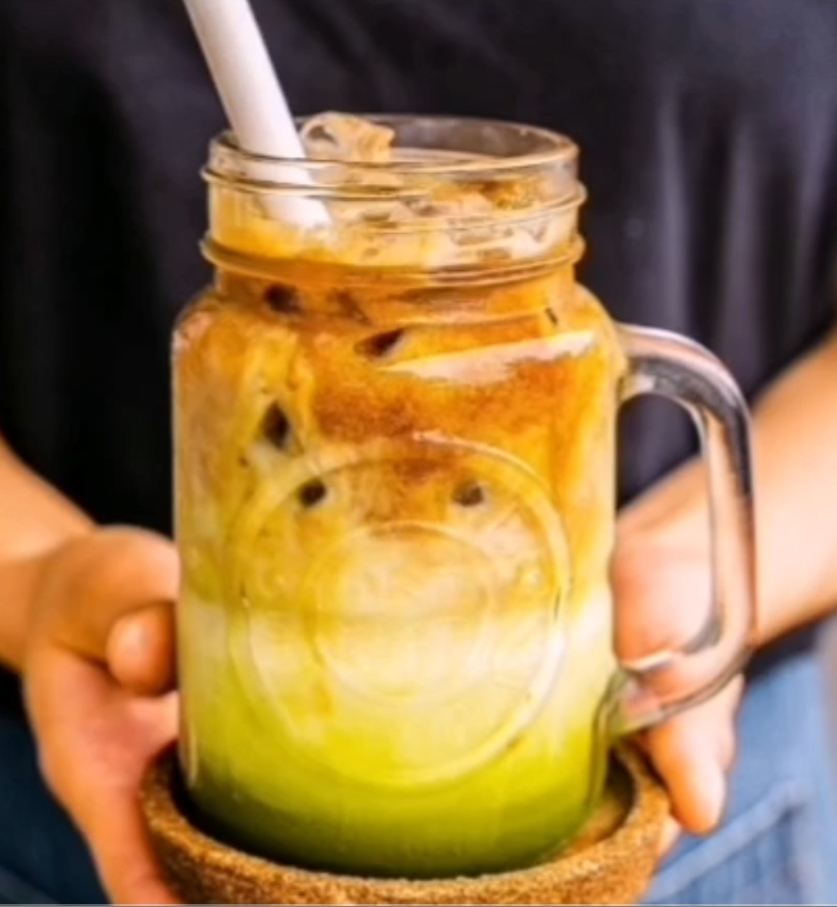 Iced Matcha Latte with Espresso — CHANOYU Cafe Nerang